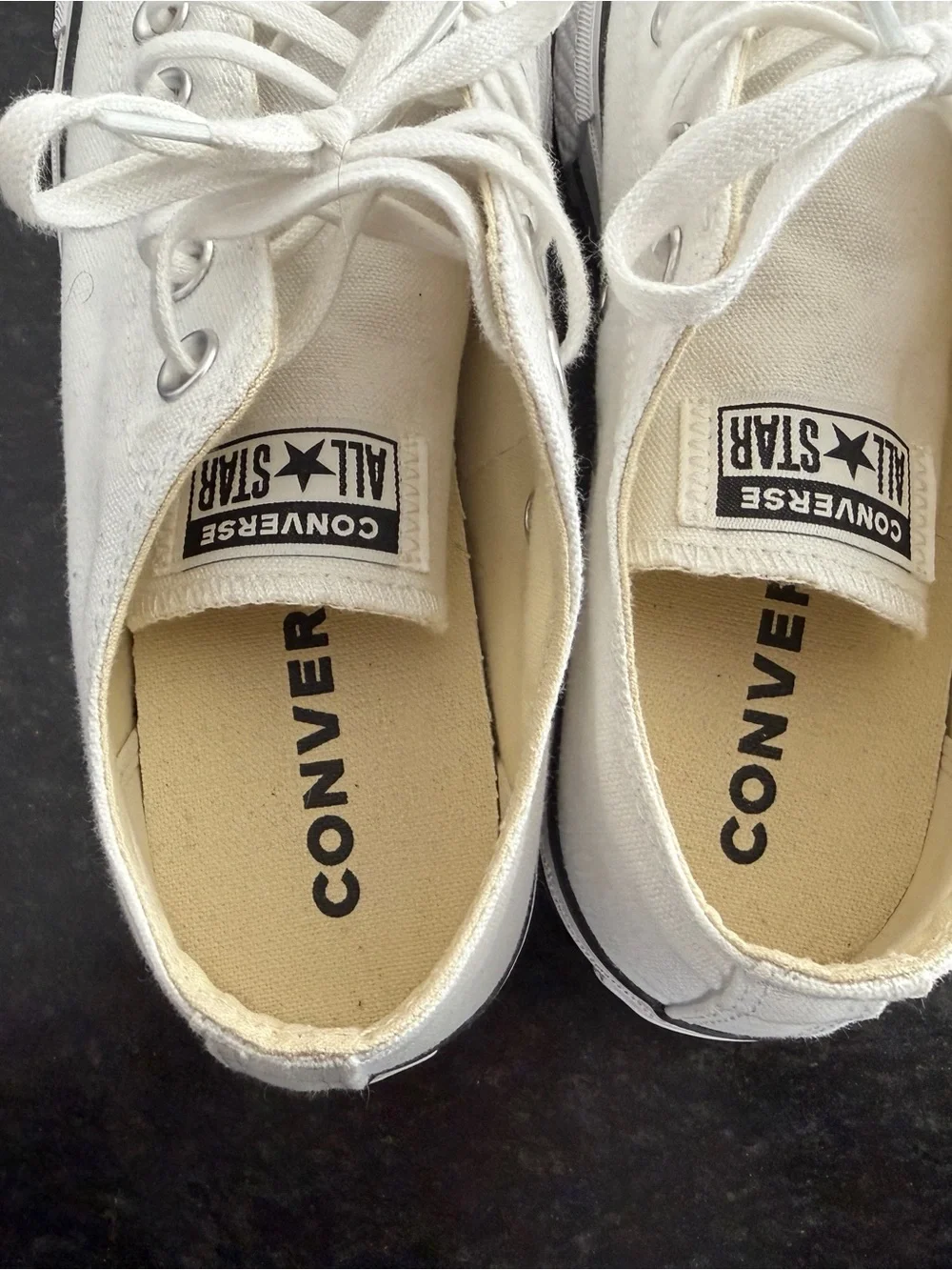 Converse Low Top Platform Chuck All Stars Sneakers
